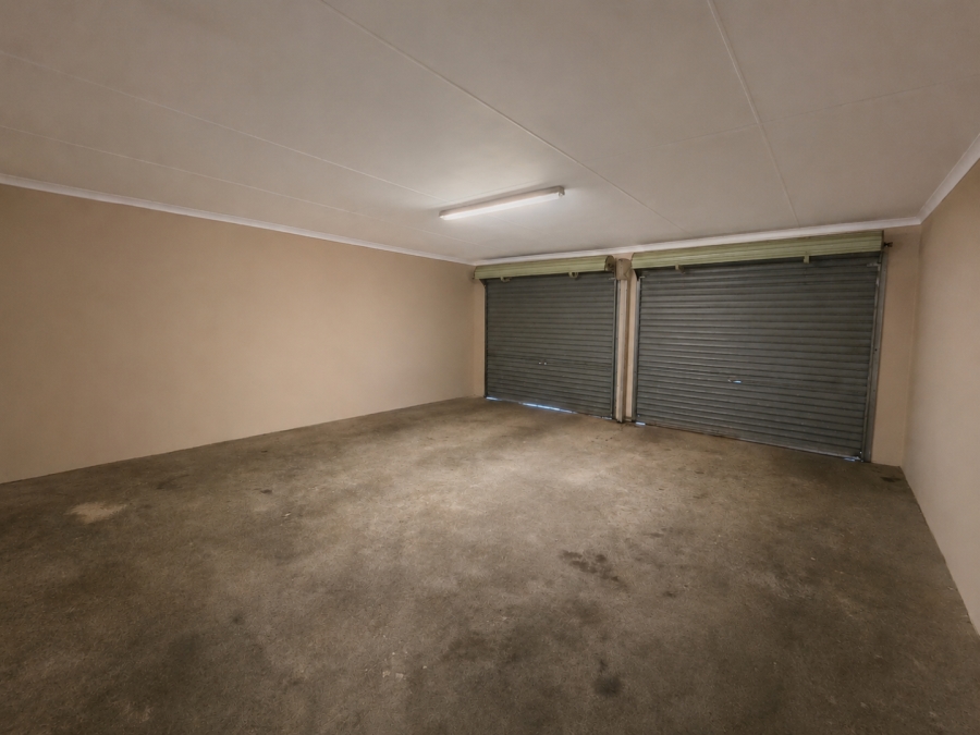 3 Bedroom Property for Sale in Pentagon Park Free State